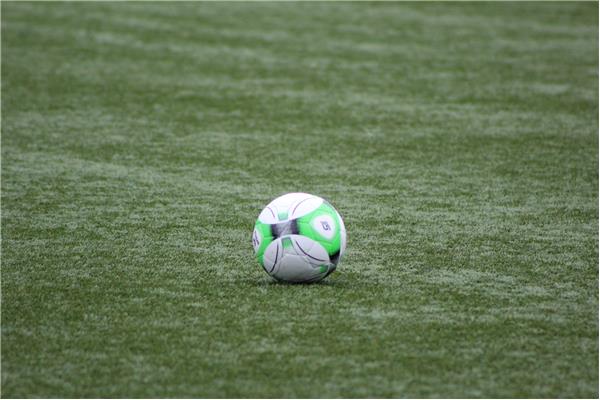 Aménagement terrain de football synthétique - Sportinfrabouw NV